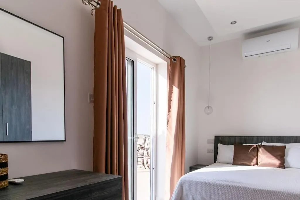 Sea View Penthouse Apartment Marsaskala